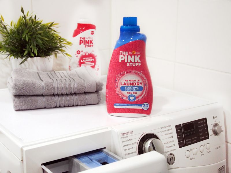 The Pink Stuff Non bio laundry liquid